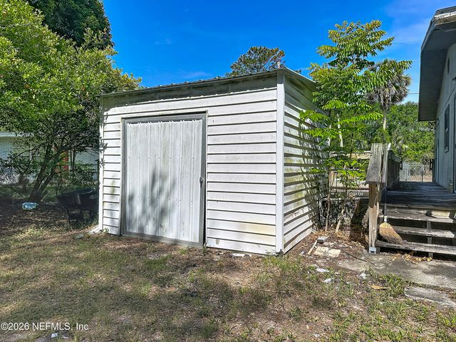 139 DUNN Avenue, San Mateo, FL 32187