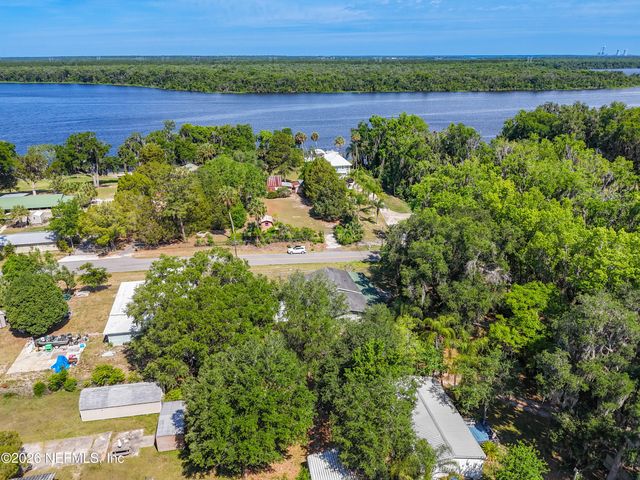 139 DUNN Avenue, San Mateo, FL 32187