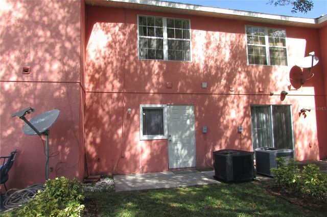 261 AUTUMN LANE 4, Kissimmee, FL 34743
