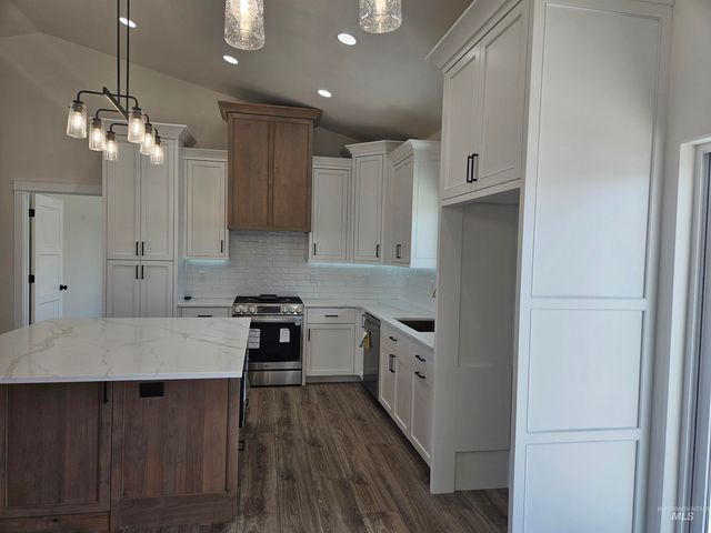 2015 Trae St, Jerome, ID 83338
