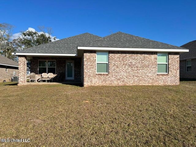 14057 Plantation Oaks Drive, Gulfport, MS 39503