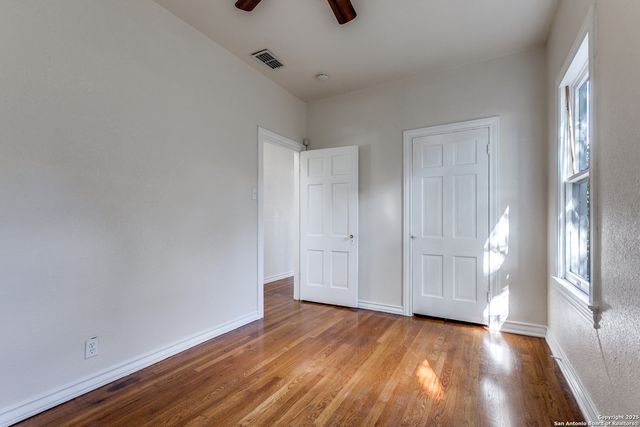 2022 W Craig, San Antonio, TX 78201