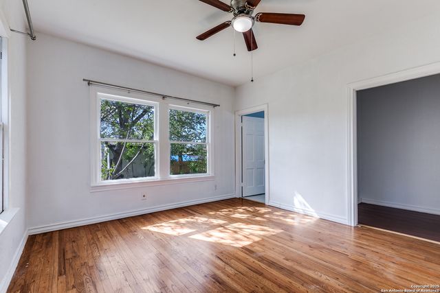 2022 W Craig, San Antonio, TX 78201