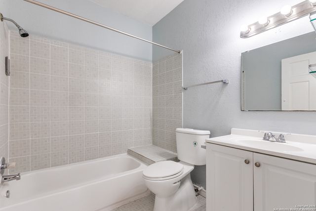 2022 W Craig, San Antonio, TX 78201