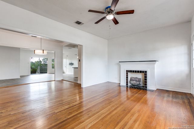 2022 W Craig, San Antonio, TX 78201