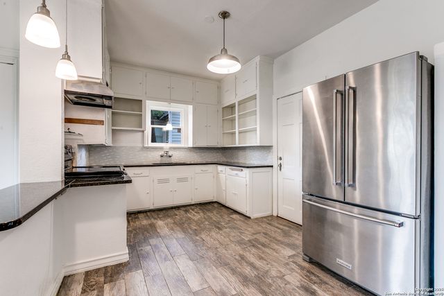 2022 W Craig, San Antonio, TX 78201