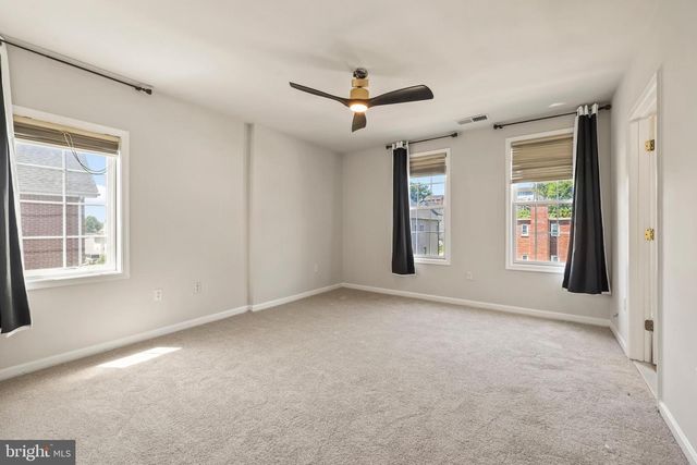 2012 S GLEBE RD, Arlington, VA 22204