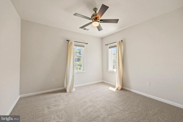 2012 S GLEBE RD, Arlington, VA 22204