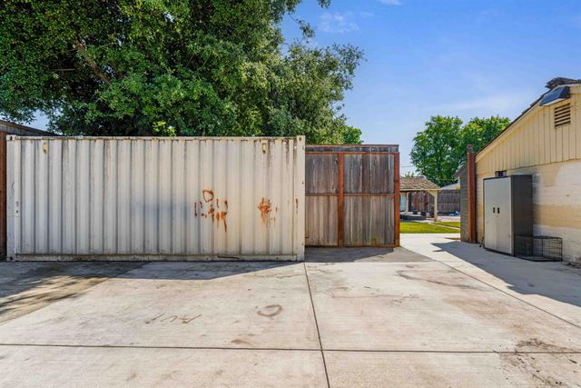 1415 Myrtle St, Turlock, CA 95380