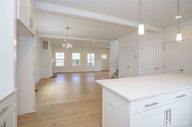 10 E Compass Lane, Allyn, WA 98524