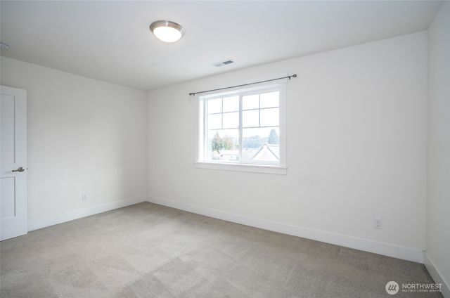 10 E Compass Lane, Allyn, WA 98524