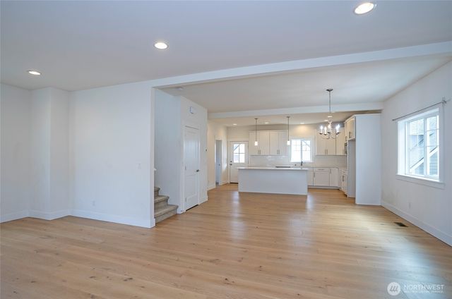 10 E Compass Lane, Allyn, WA 98524