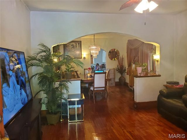 1401 N 54th Street, Washington Park, IL 62204