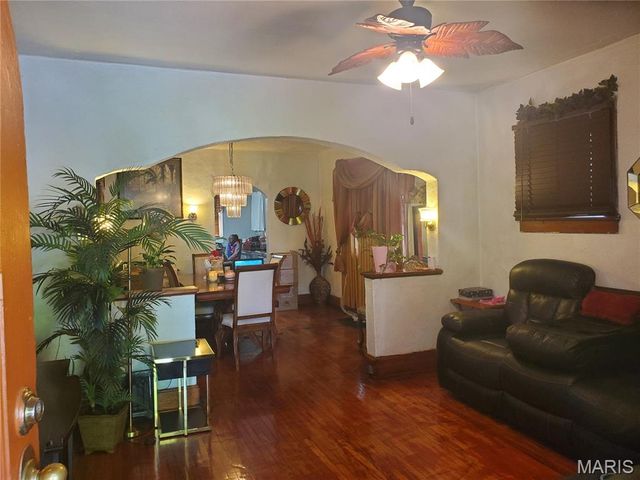 1401 N 54th Street, Washington Park, IL 62204
