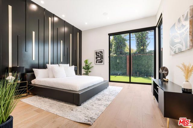 13454 Albers Street, Sherman Oaks, CA 91401