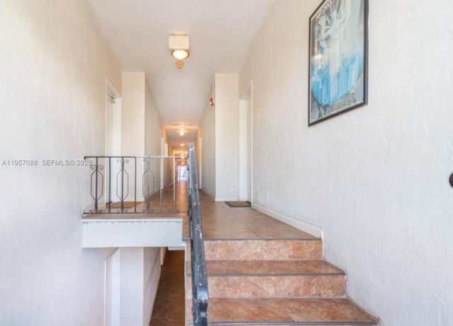 1555 Pennsylvania Ave 202, Miami Beach, FL 33139