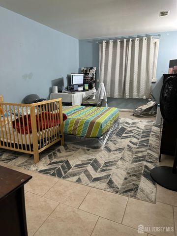 190 College Drive, Edison, NJ 08817