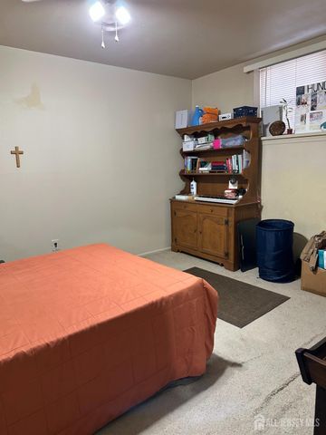 190 College Drive, Edison, NJ 08817