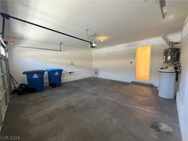 8247 Time Machine Avenue, Las Vegas, NV 89113