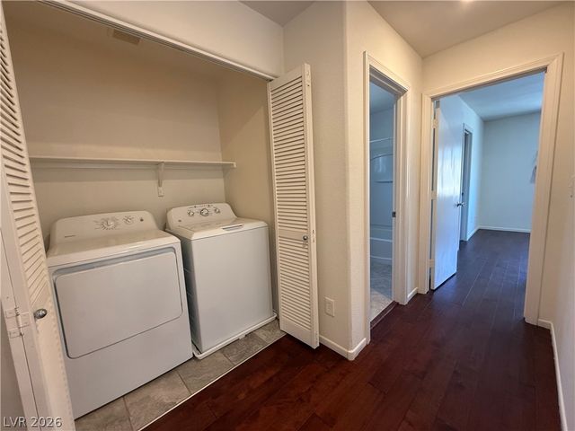 8247 Time Machine Avenue, Las Vegas, NV 89113