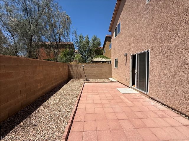 8247 Time Machine Avenue, Las Vegas, NV 89113