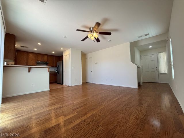 8247 Time Machine Avenue, Las Vegas, NV 89113