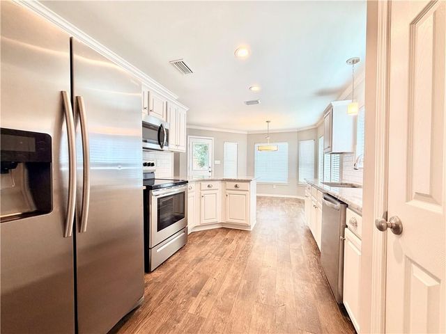 2125 Willow Oak Drive, Mobile, AL 36695