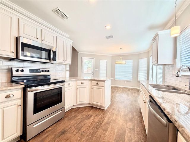 2125 Willow Oak Drive, Mobile, AL 36695