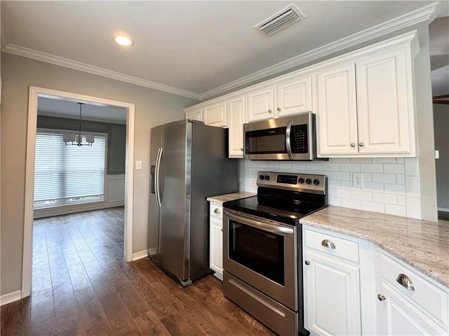 2125 Willow Oak Drive, Mobile, AL 36695