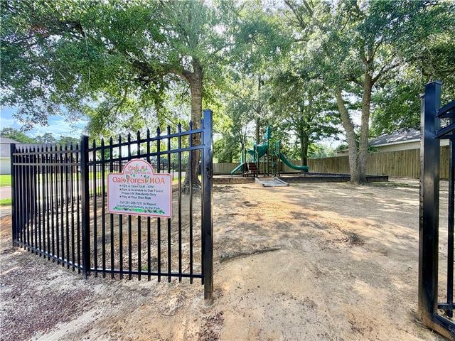 2125 Willow Oak Drive, Mobile, AL 36695