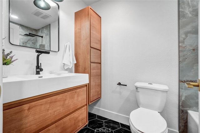 3226 S Towner Street, Santa Ana, CA 92707