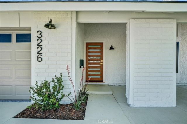 3226 S Towner Street, Santa Ana, CA 92707