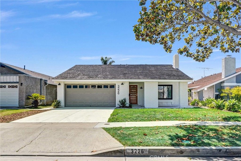 3226 S Towner Street, Santa Ana, CA 92707