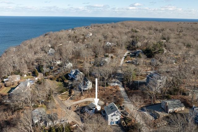 41 Bay Shore Dr, Plymouth, MA 02360
