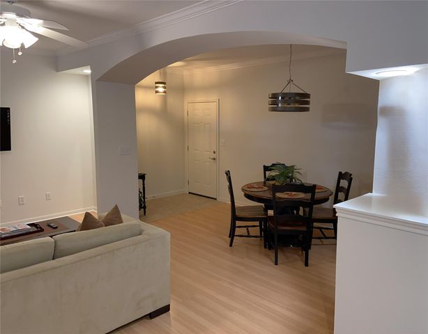 9525 N Capital Of Texas Highway 623, Austin, TX 78759