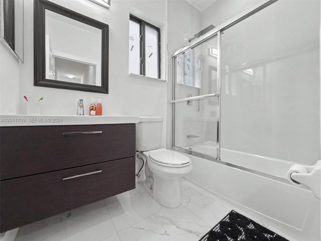 16162 SW 143rd Street, Miami, FL 33196