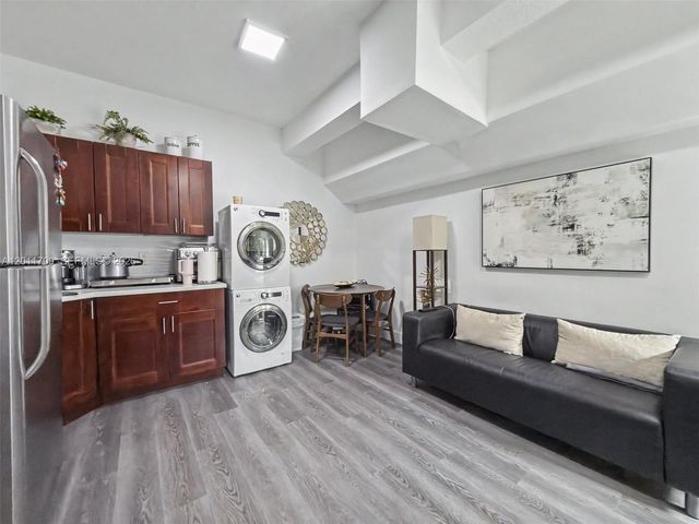 16162 SW 143rd Street, Miami, FL 33196