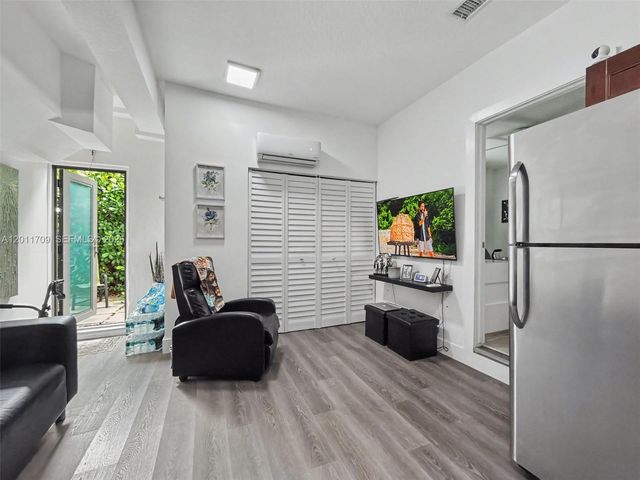 16162 SW 143rd Street, Miami, FL 33196