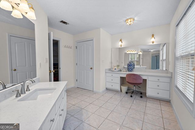 40 Jacksons Valley, Sharpsburg, GA 30277