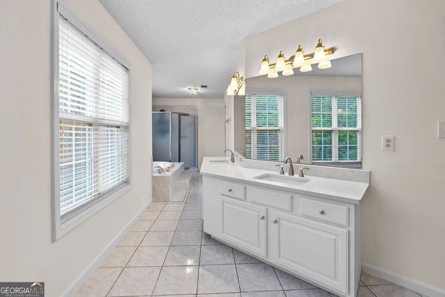 40 Jacksons Valley, Sharpsburg, GA 30277