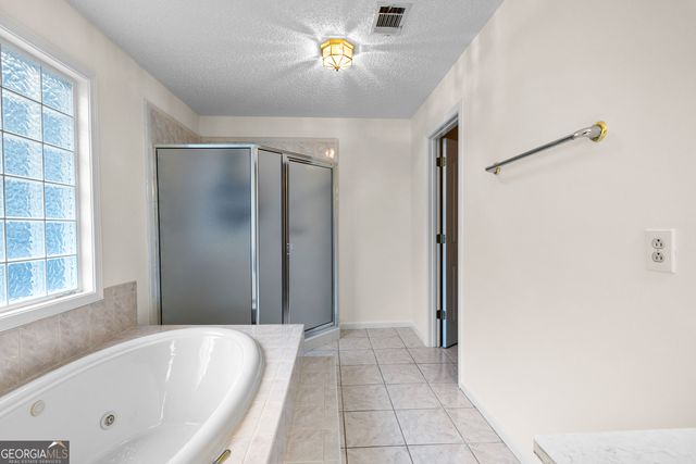 40 Jacksons Valley, Sharpsburg, GA 30277