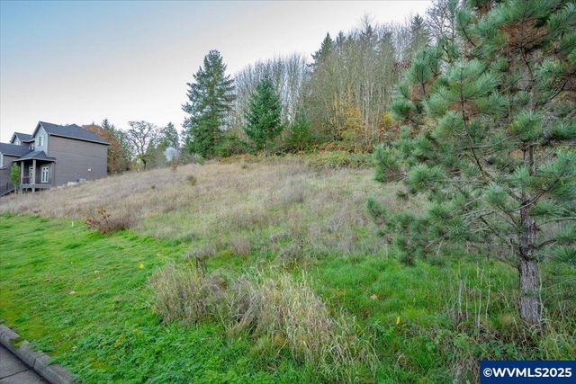 2446 Morrow Ct NW, Salem, OR 97304