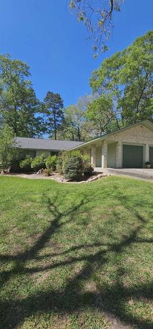 49 Cherry Hill Drive, Conroe, TX 77304