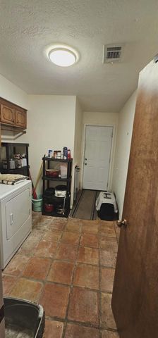 49 Cherry Hill Drive, Conroe, TX 77304