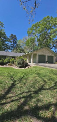 49 Cherry Hill Drive, Conroe, TX 77304