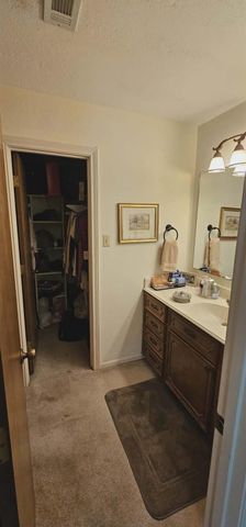 49 Cherry Hill Drive, Conroe, TX 77304