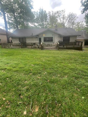 49 Cherry Hill Drive, Conroe, TX 77304