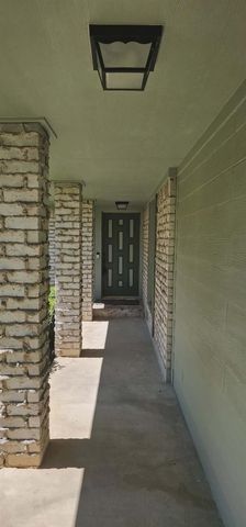 49 Cherry Hill Drive, Conroe, TX 77304