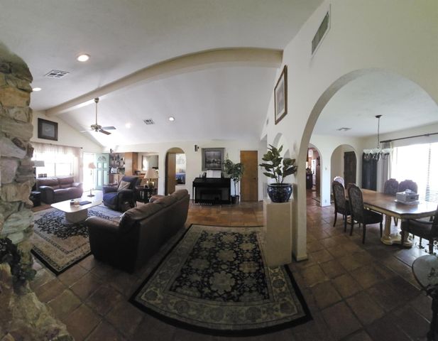 49 Cherry Hill Drive, Conroe, TX 77304