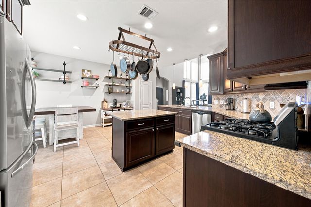 234 Dale Ridge Lane, Dickinson, TX 77539